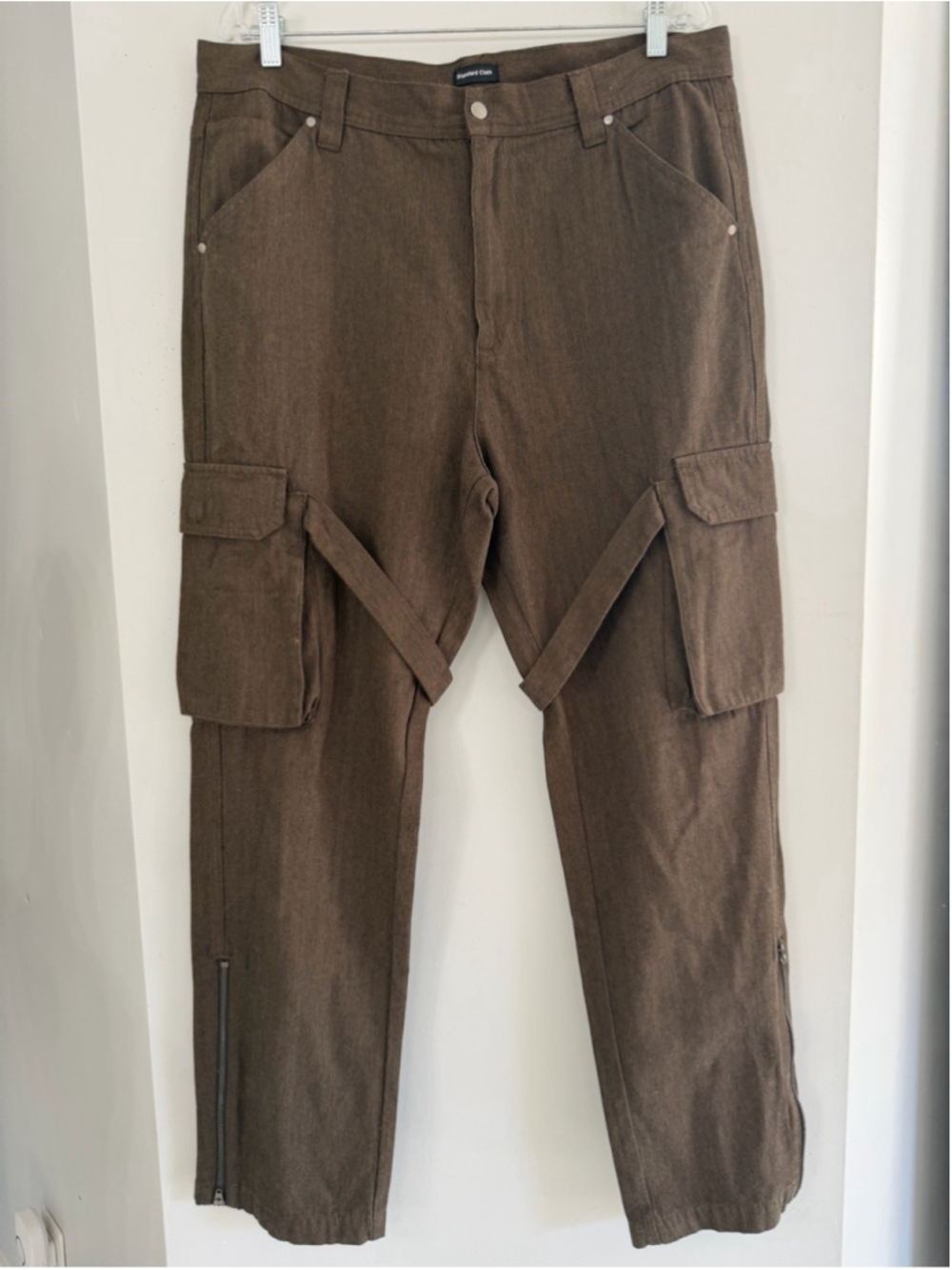 Standard Cloth Men’s Large Brown cargo strap zipper leg 100% cotton straight leg